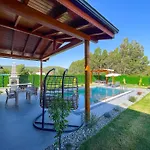 Villaderyadeniz فيلة