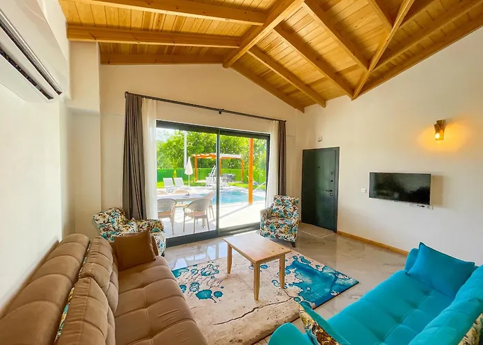 فيلة Villaderyadeniz