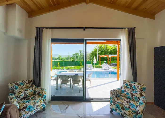 Villaderyadeniz فيلة Kizilyaka